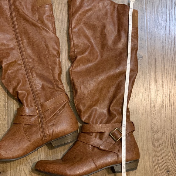 Fergalicious Bridges Knee-high Boots 8.5 - Picture 14 of 16